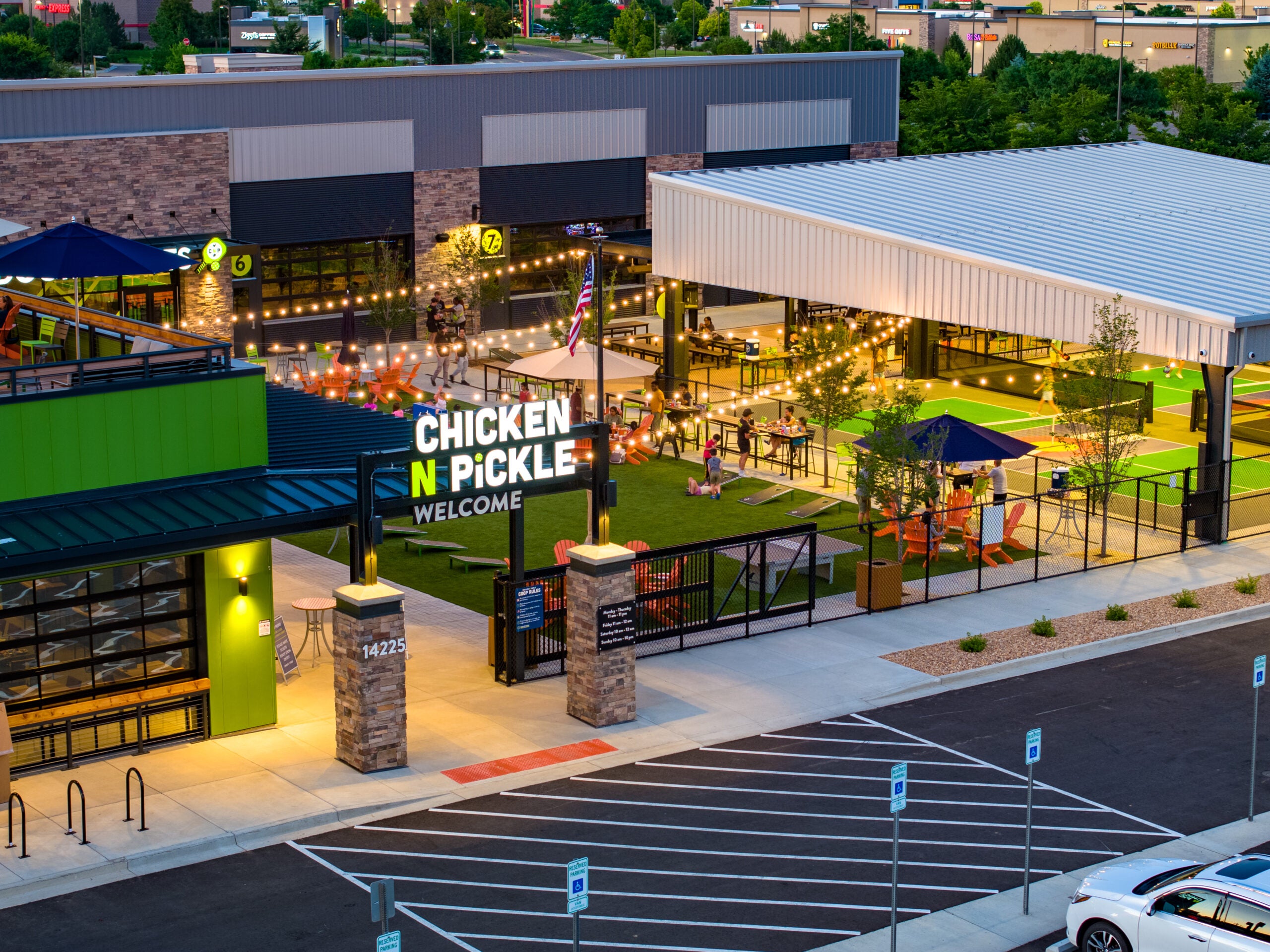 Thornton, CO: Pickleball Ladder League at Chicken n Pickle | Fall 2025