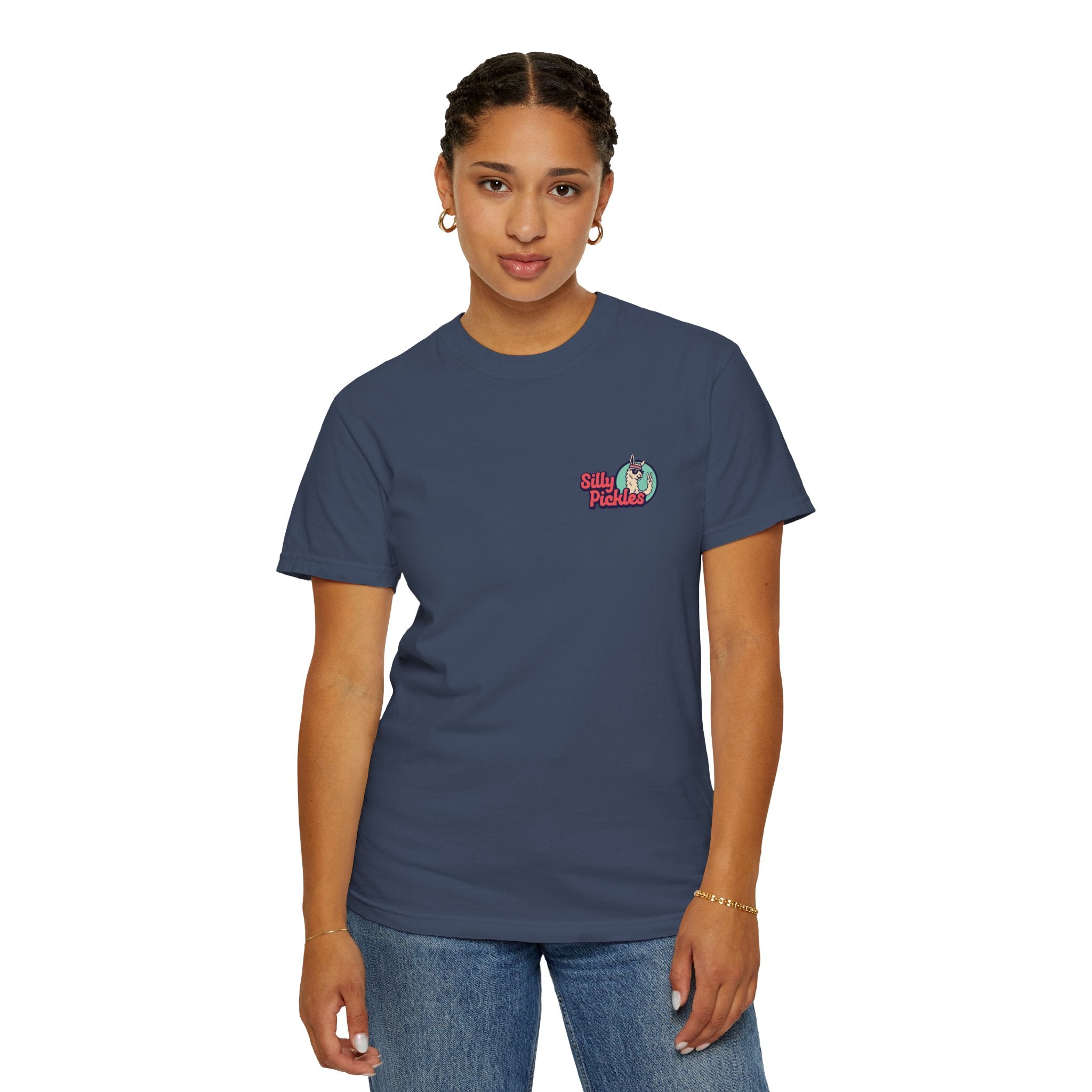 Silly Pickles | Retro Graphic Tee