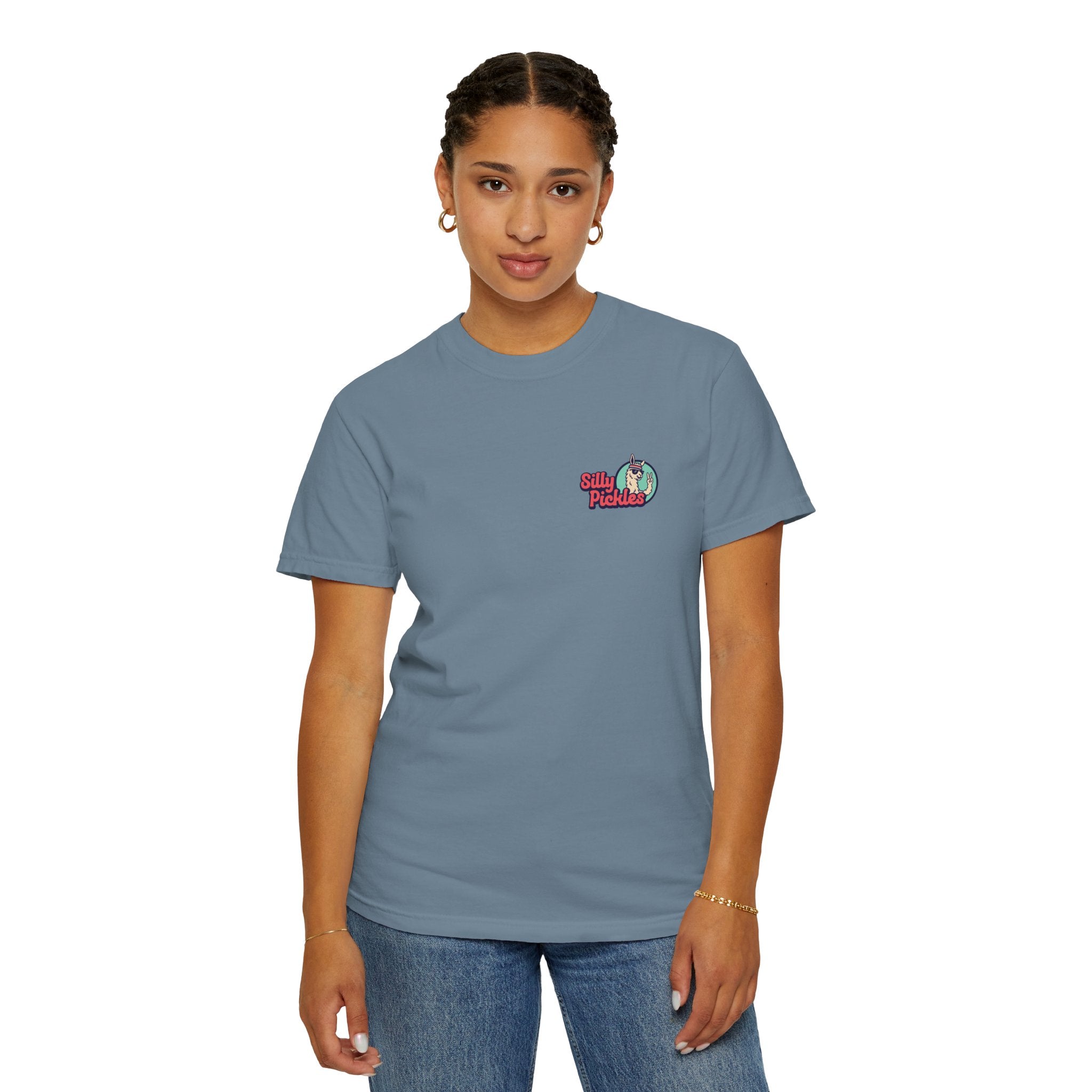 Silly Pickles | Retro Graphic Tee