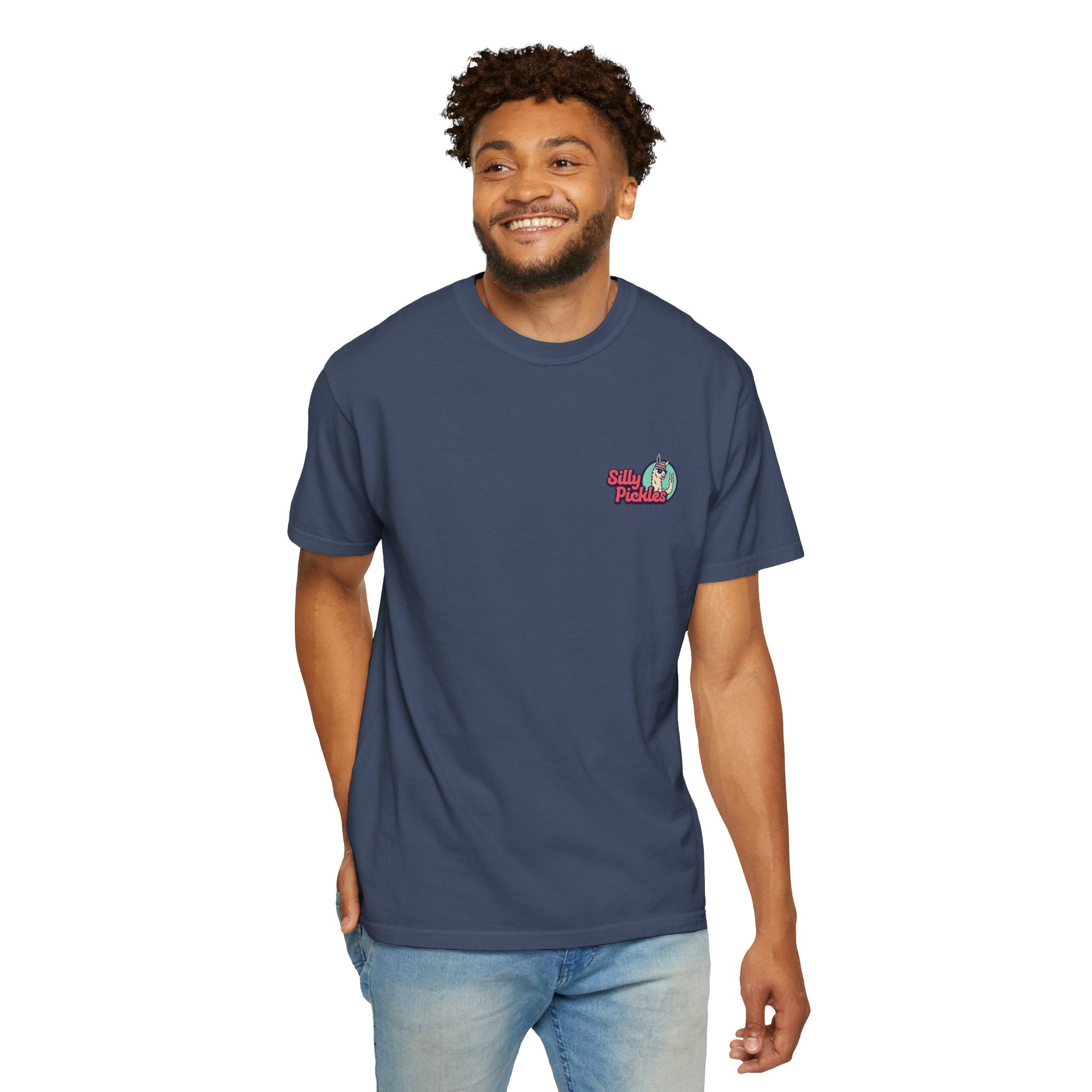 Silly Pickles | Retro Graphic Tee