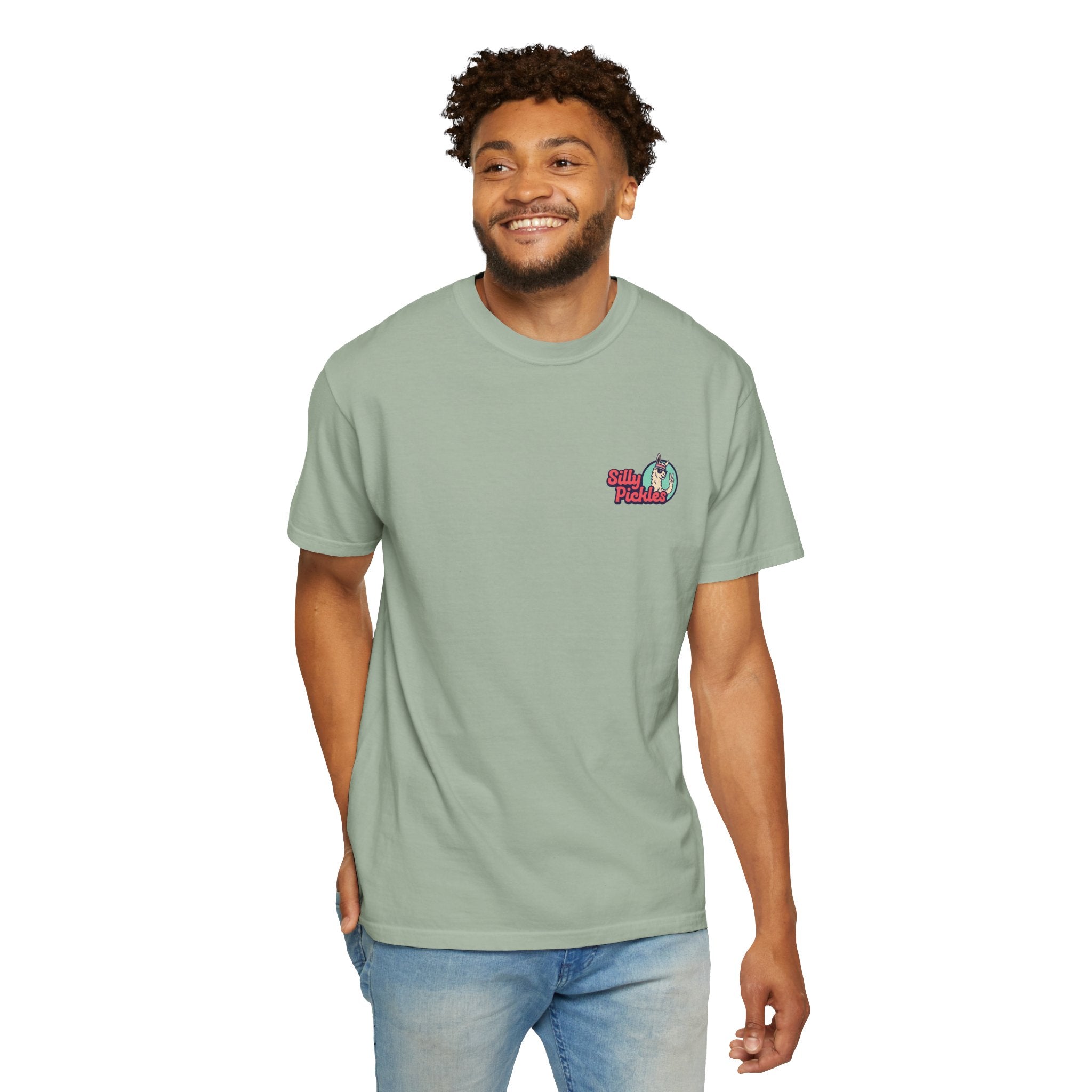 Silly Pickles | Retro Graphic Tee
