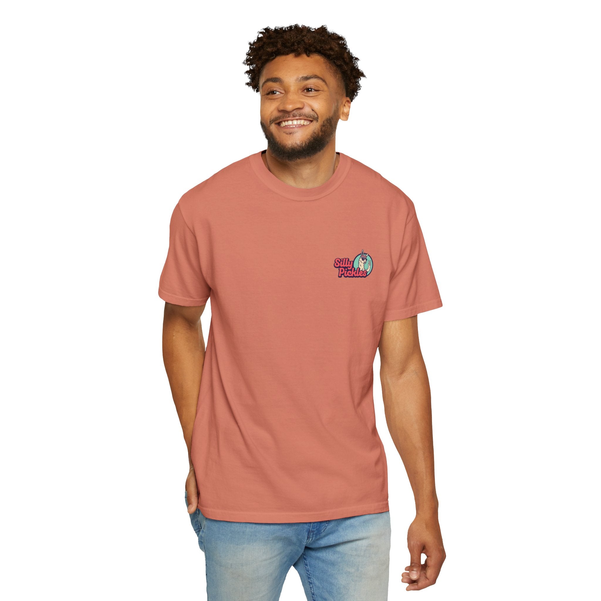 Silly Pickles | Retro Graphic Tee