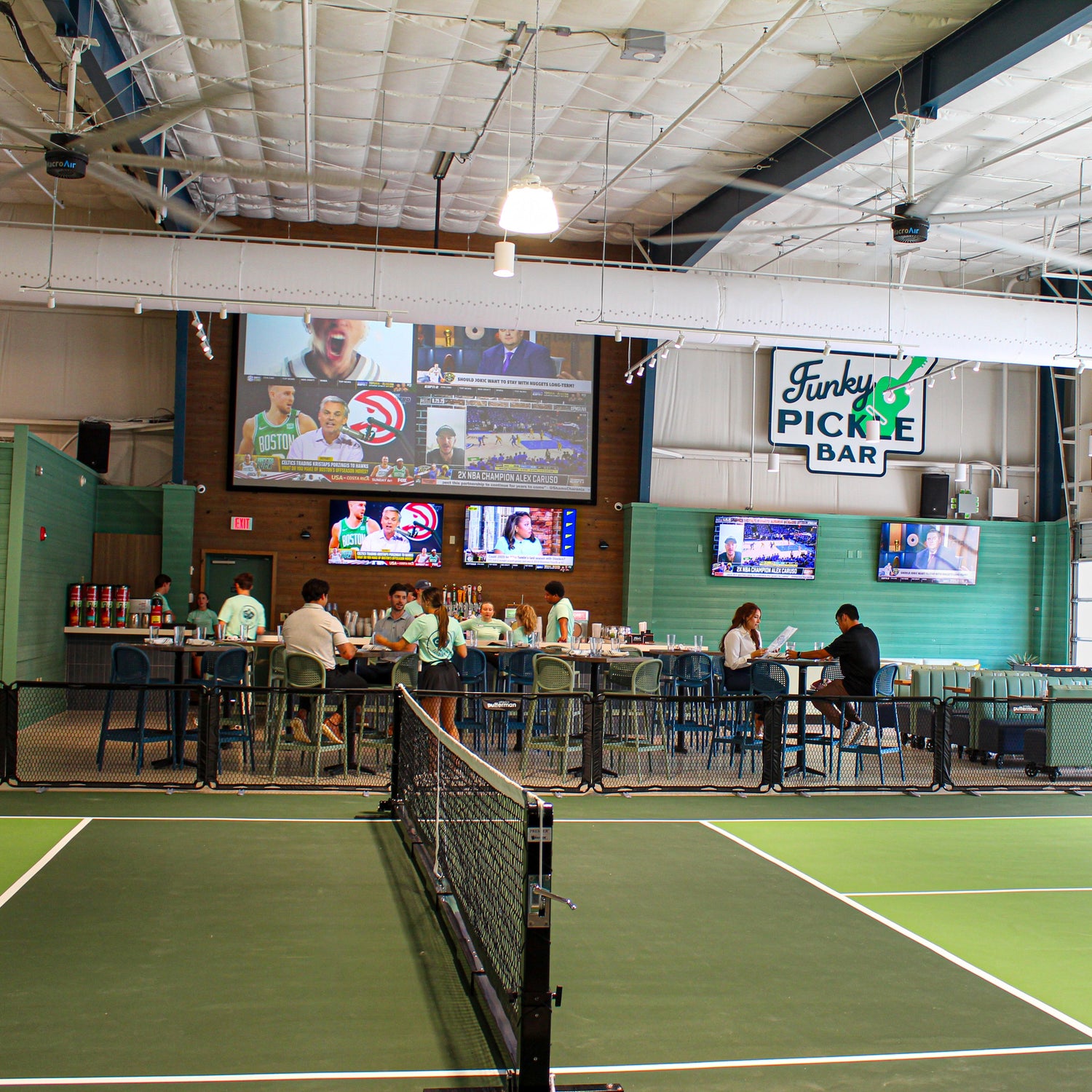 Baton Rouge, LA: Pickleball Ladder League at Court to Table | Winter 2026