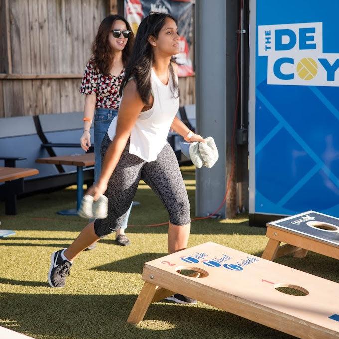 Houston Spring Speed-Dating Cornhole League at The Decoy (Ages 25 - 35)